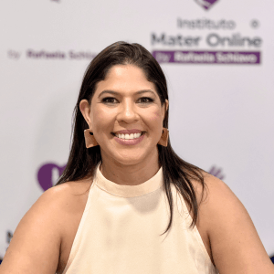 Profa. PhD. Rafaela de Almeida Schiavo